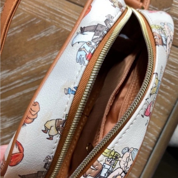 CLOSET CLEAROUT! EUC, Loungefly, Disney Pixar Up Carl And Ellie Crossbody - Picture 2 of 2